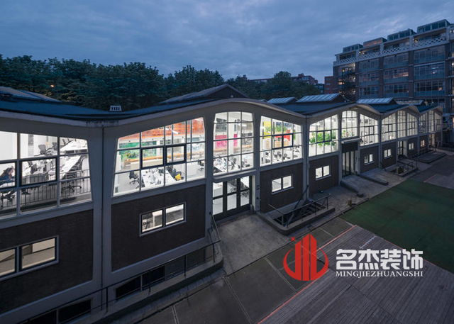 辦公室蜜桃成人在线免费视频.jpg