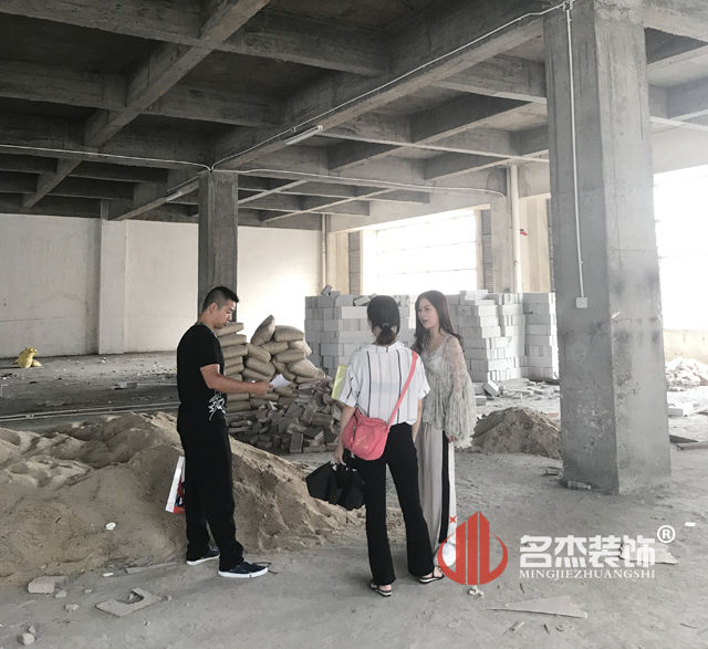 辦公室蜜桃成人在线免费视频.jpg