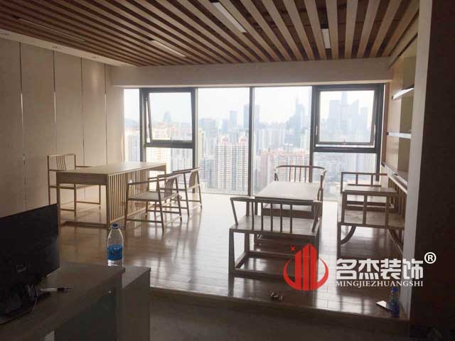 辦公室蜜桃成人在线免费视频.jpg