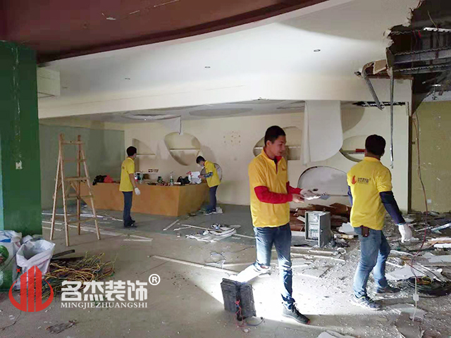 辦公室設計蜜桃成人在线免费视频.jpg
