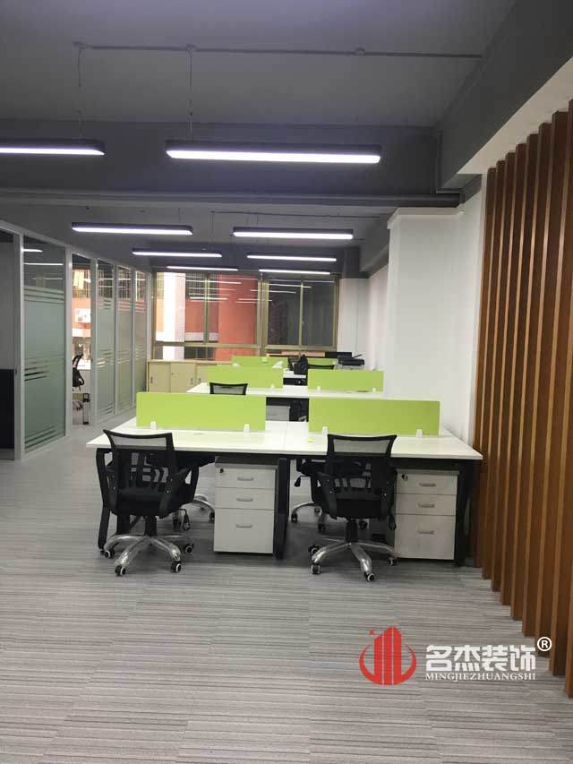 辦公室蜜桃成人在线免费视频改造