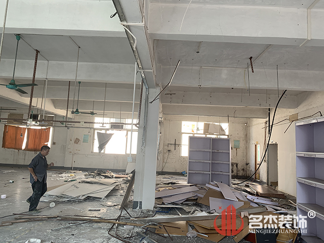 辦公室蜜桃成人在线免费视频