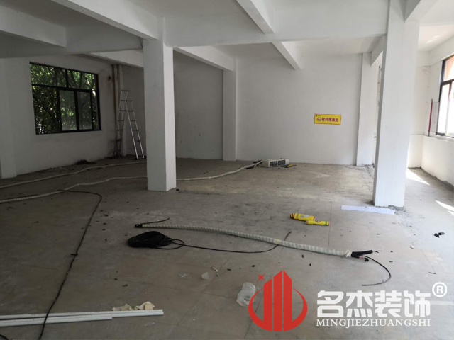 辦公室蜜桃成人在线免费视频
