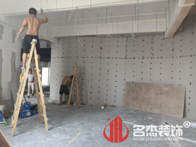 辦公室蜜桃成人在线免费视频