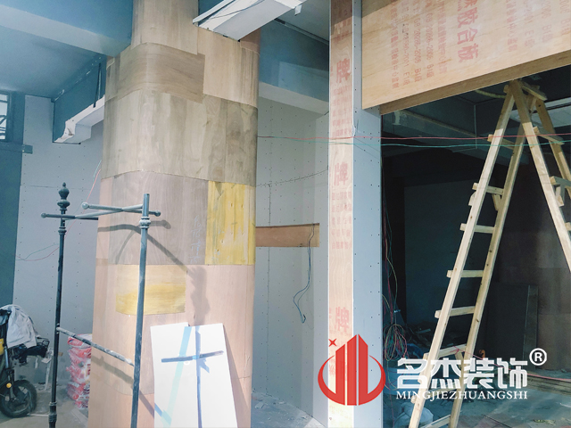 辦公室蜜桃成人在线免费视频