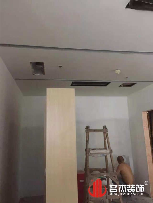 辦公室蜜桃成人在线免费视频