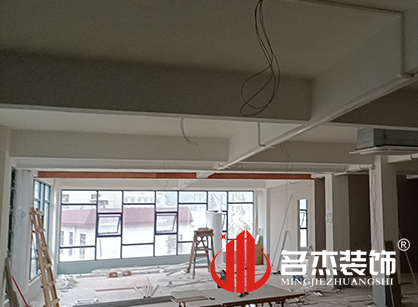 巡工地日記，大迪迪電子商務辦公室蜜桃成人在线免费视频項目進行中