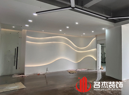 巡工地日記，米樂皮具辦公室蜜桃成人在线免费视频項目緊張進行中