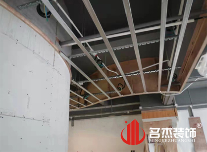 巡工地日記，鑒豐香精香料辦公室蜜桃成人在线免费视频項目緊張進行中