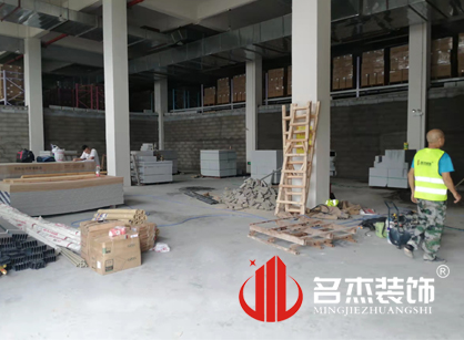 巡工地日記，顏朵化妝品科技辦公室蜜桃成人在线免费视频項目緊張進行中